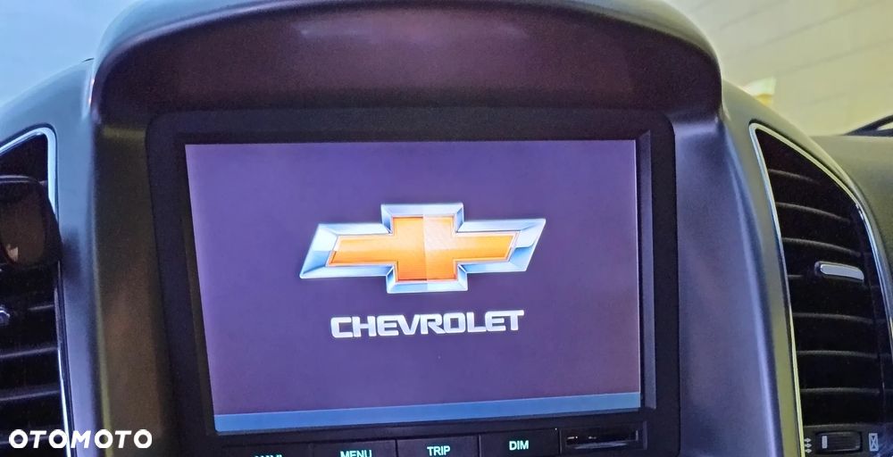 Chevrolet Captiva 2.2 D LTZ - 16