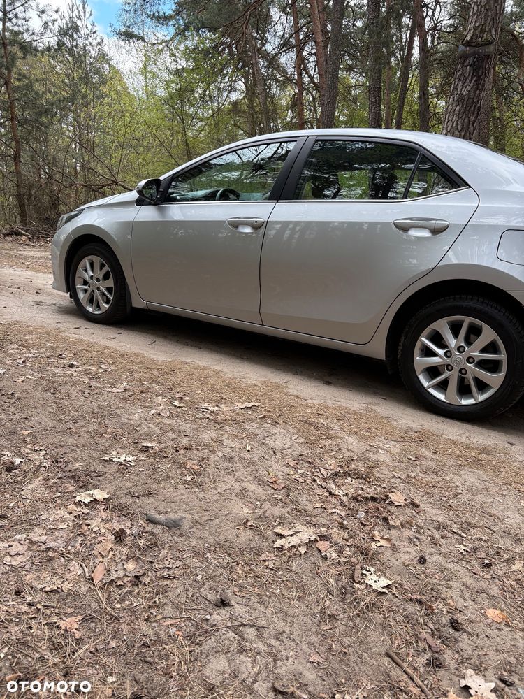 Toyota Corolla 1.6 Premium - 6