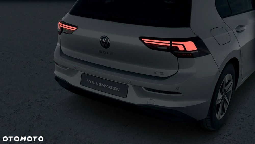 Volkswagen Golf - 10