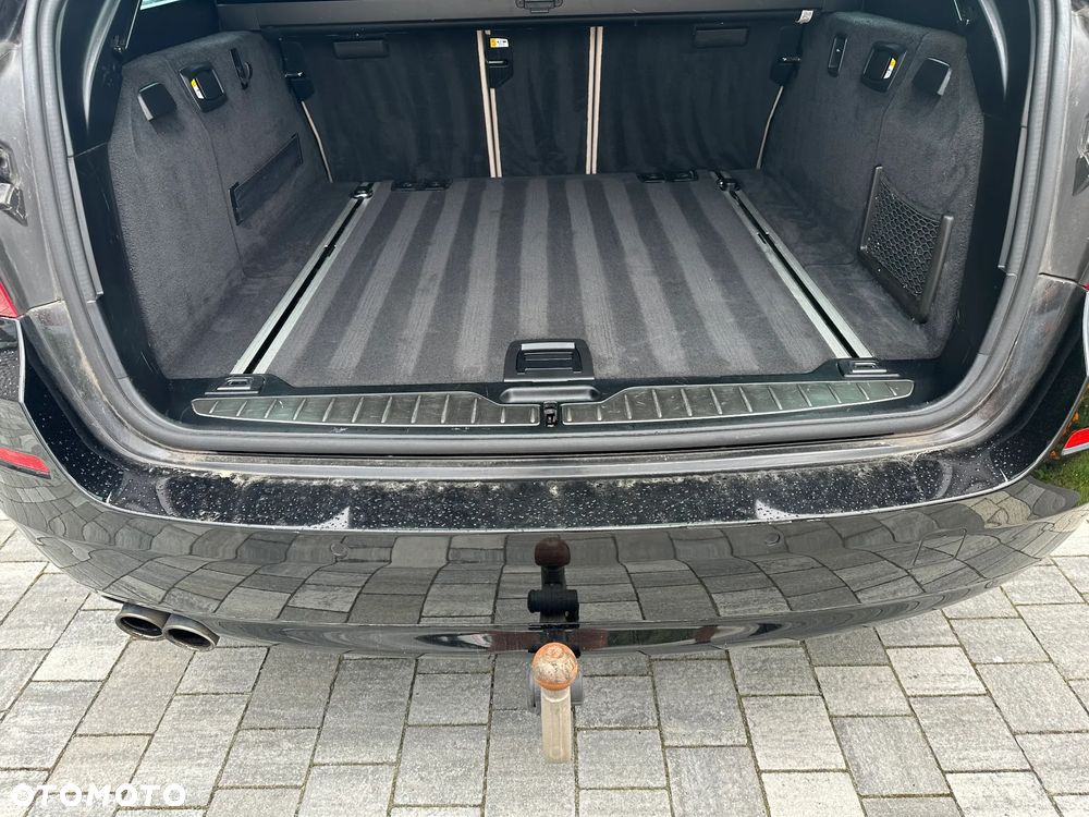 BMW Seria 5 520d Luxury Line - 31