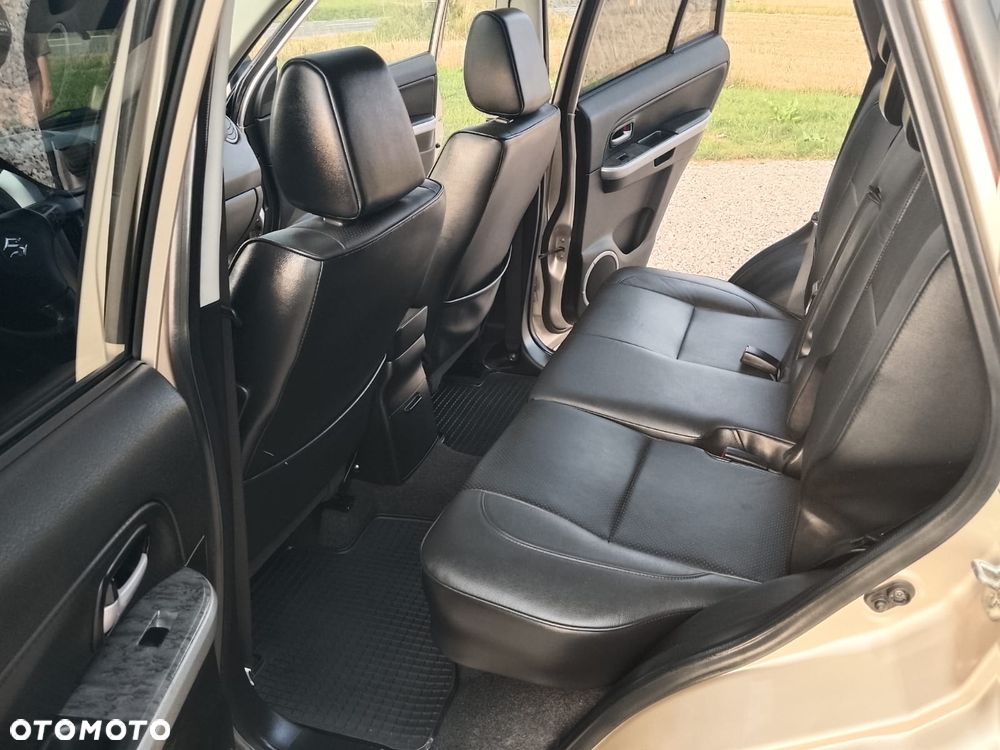 Suzuki Grand Vitara 2.4 Premium EU5 - 8