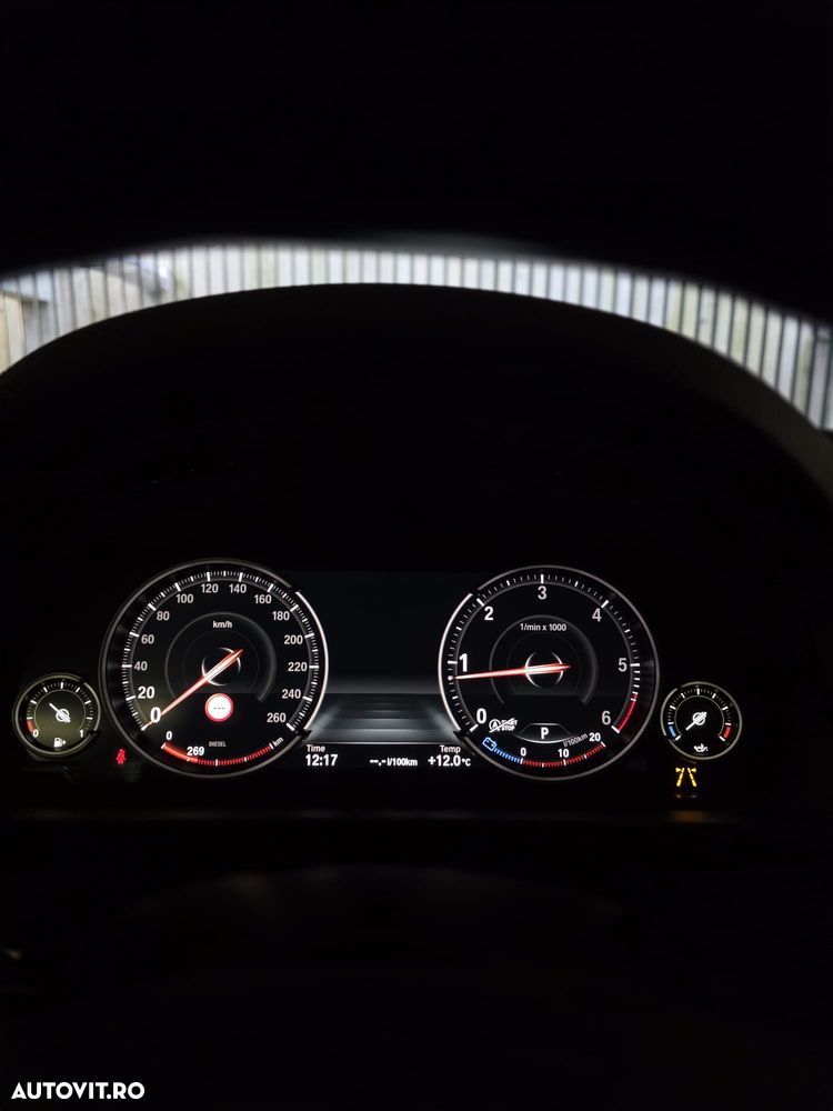 BMW Seria 5 520d Aut. Luxury Line - 16