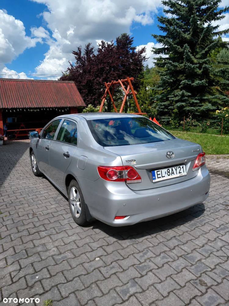 Toyota Corolla 1.6 Terra - 3
