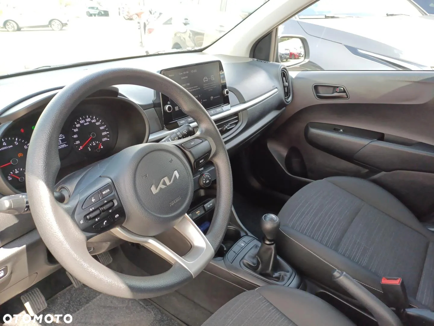 Kia Picanto 1.0 M - 11