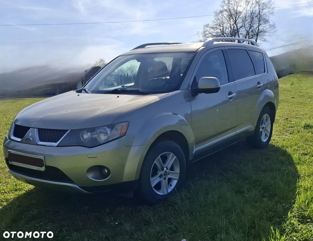 Mitsubishi Outlander 2.0 DID Instyle - 4