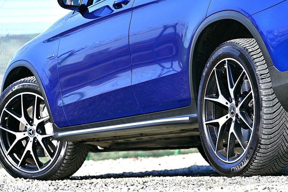 Mercedes-Benz GLC 300 de 4Matic 9G-TRONIC AMG Line Plus - 19