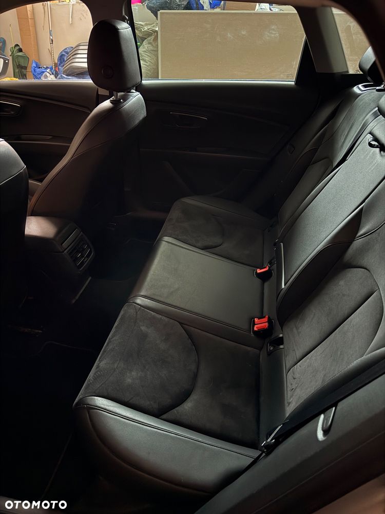 Seat Leon 1.6 TDI ECOMOTIVE Style - 16