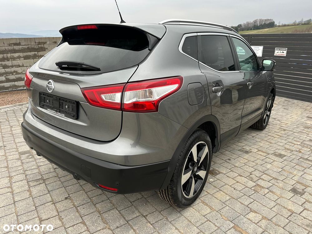 Nissan Qashqai - 4