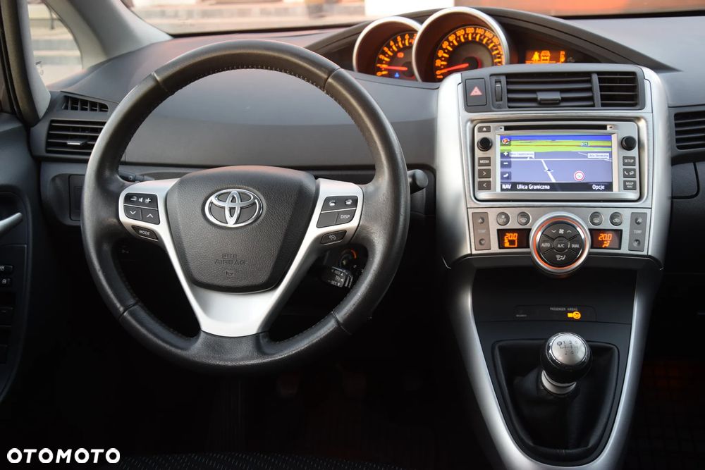 Toyota Verso 1.6 Travel - 4