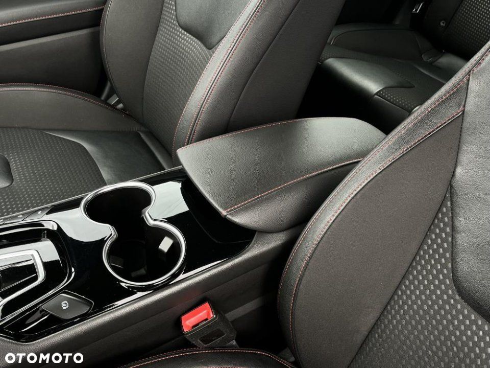 Ford Mondeo - 24