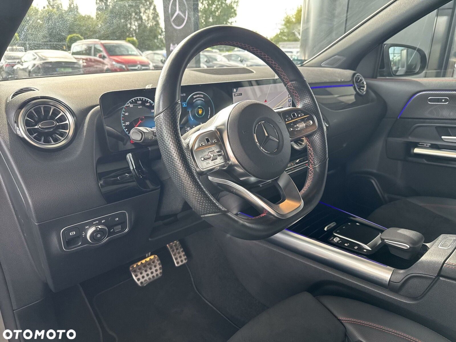 Mercedes-Benz GLA 200 AMG Line - 16