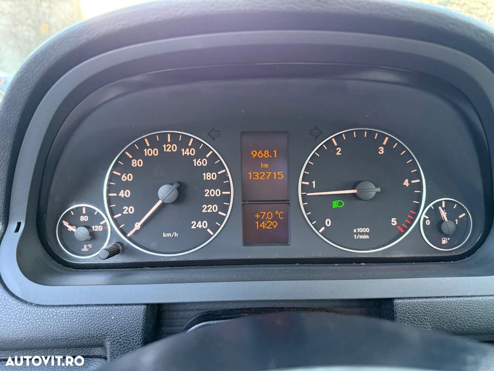 Mercedes-Benz A - 15