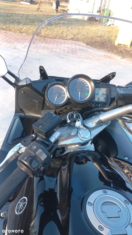 Yamaha FJR - 15