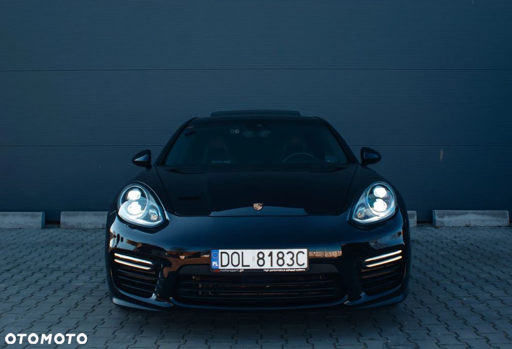 Porsche Panamera GTS - 1