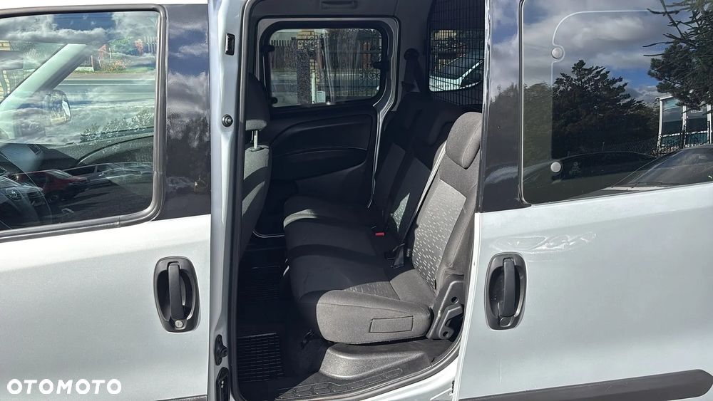 Opel Combo - 18