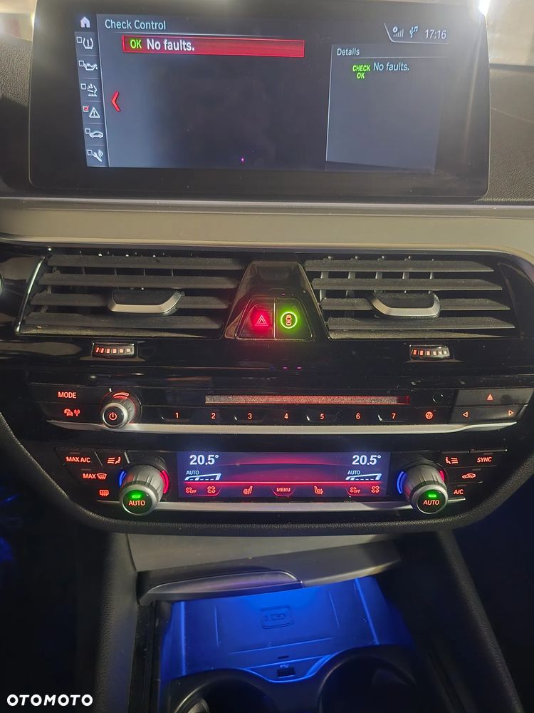 BMW Seria 5 520d xDrive Sport Line - 30