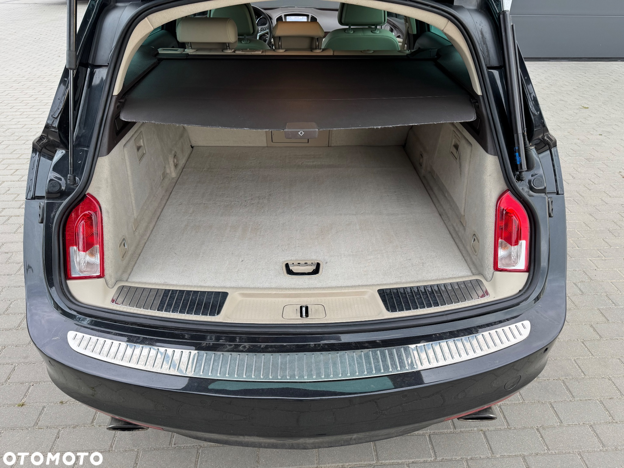 Opel Insignia 2.0 T Cosmo - 35