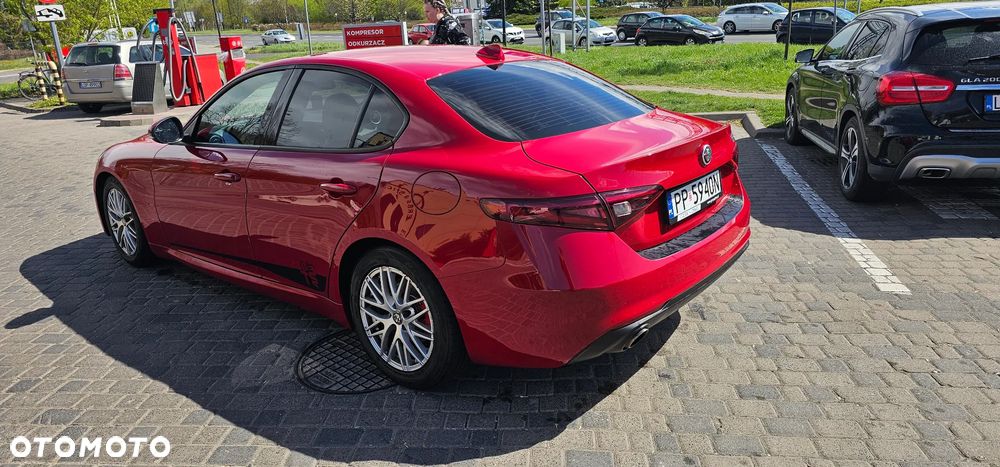Alfa Romeo Giulia - 12