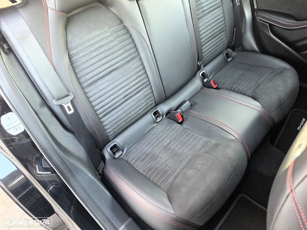 Mercedes-Benz A 180 CDI BE Edition AMG Line - 36