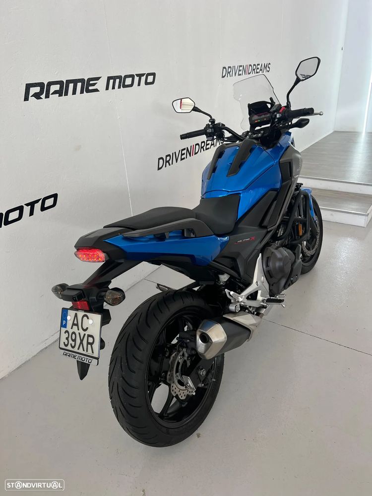 Honda NC750X DCT - 9