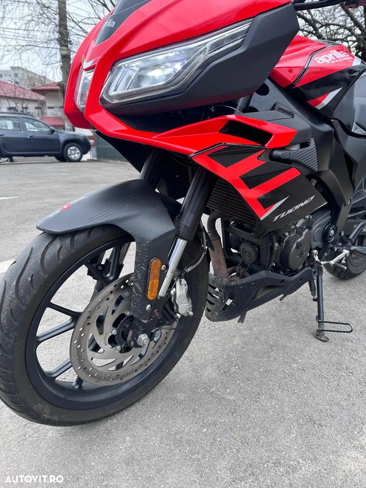 Aprilia Tuono - 9