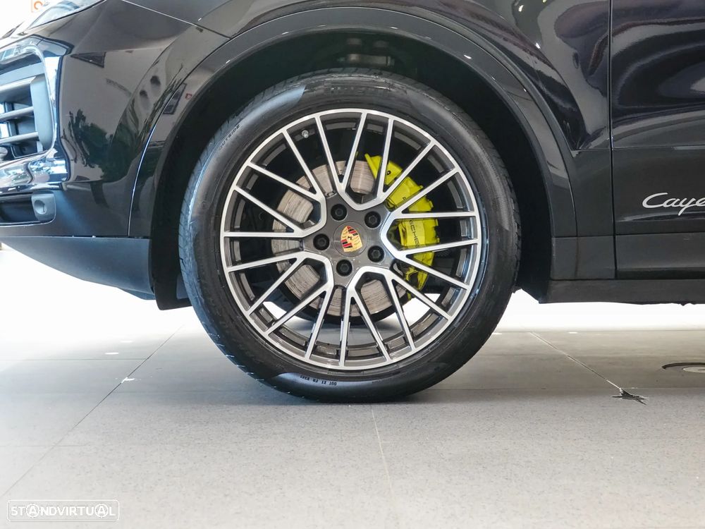 Porsche Cayenne - 28