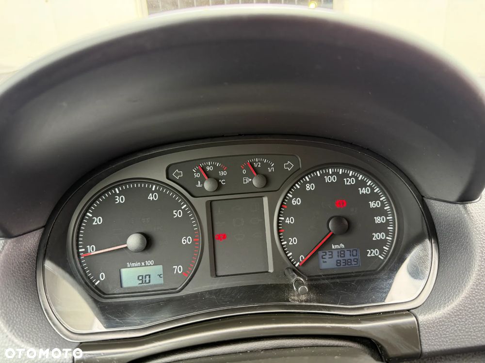 Volkswagen Polo - 27