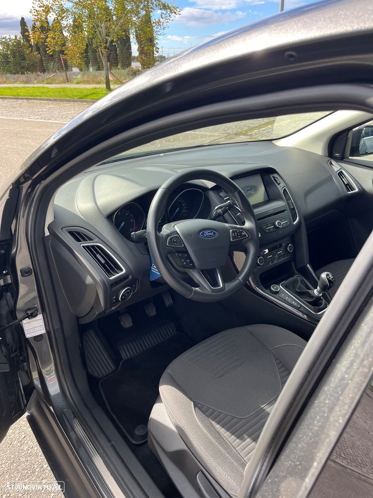 Ford Focus 1.5 TDCi Titanium - 6