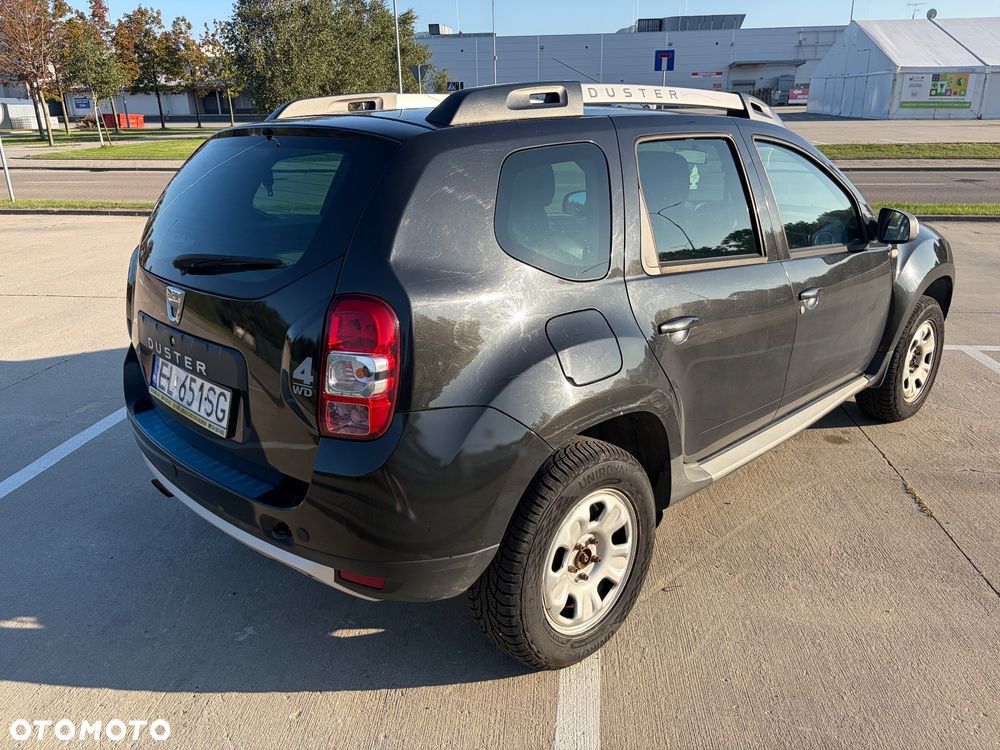 Dacia Duster 1.6 Laureate 4x4 - 5