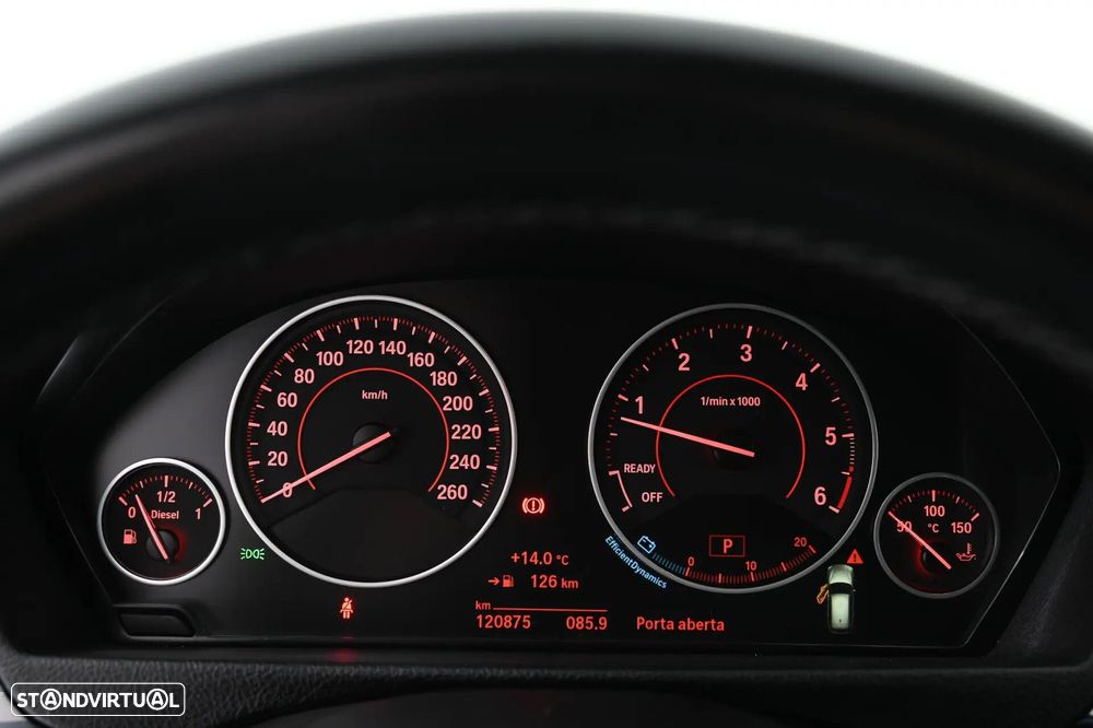 BMW 318 d Pack M Auto - 15