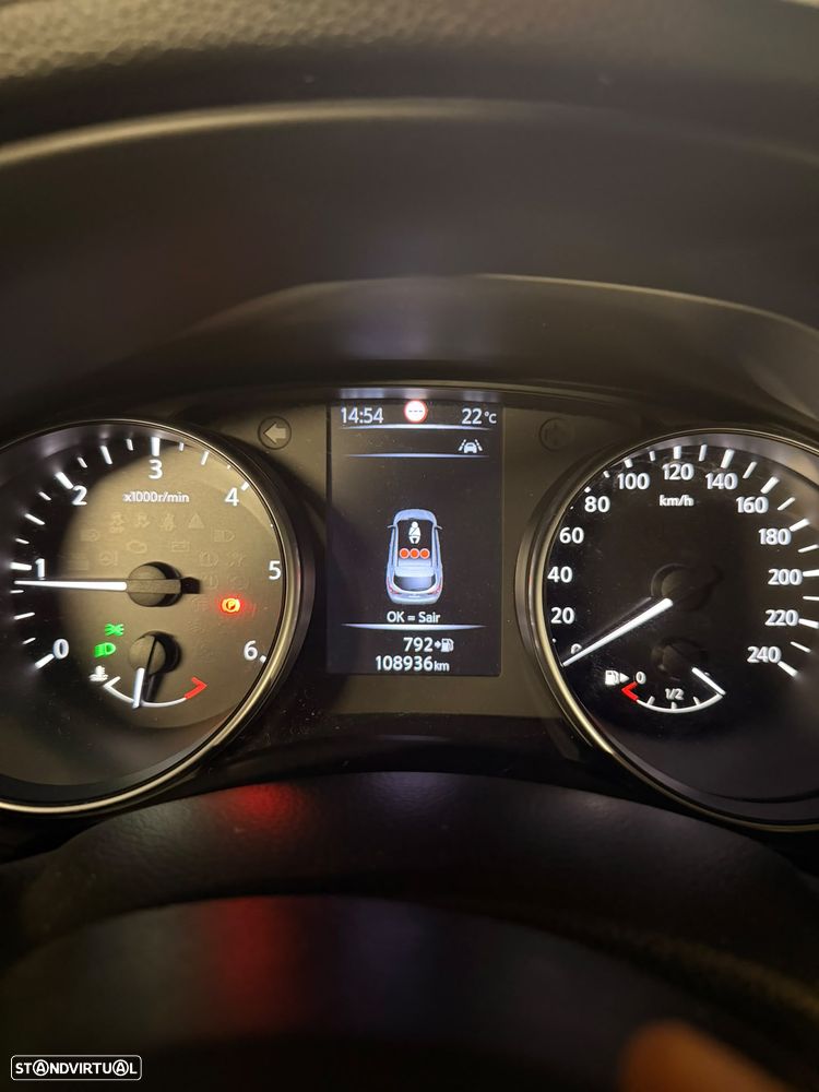 Nissan Qashqai 1.5 dCi N-Connecta - 8