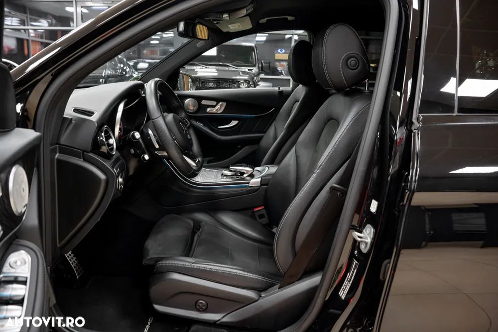 Mercedes-Benz GLC 250 d 4Matic 9G-TRONIC AMG Line - 28