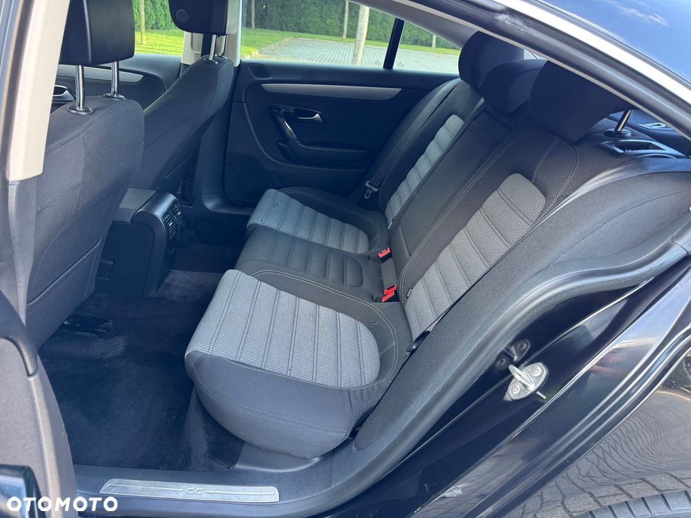 Volkswagen Passat CC ver-1-4-tsi - 30