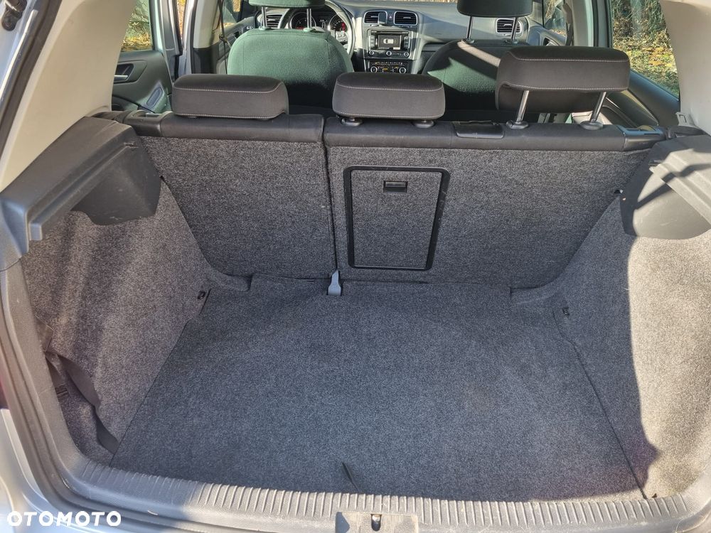 Volkswagen Golf 1.6 TDI DPF DSG Style - 18