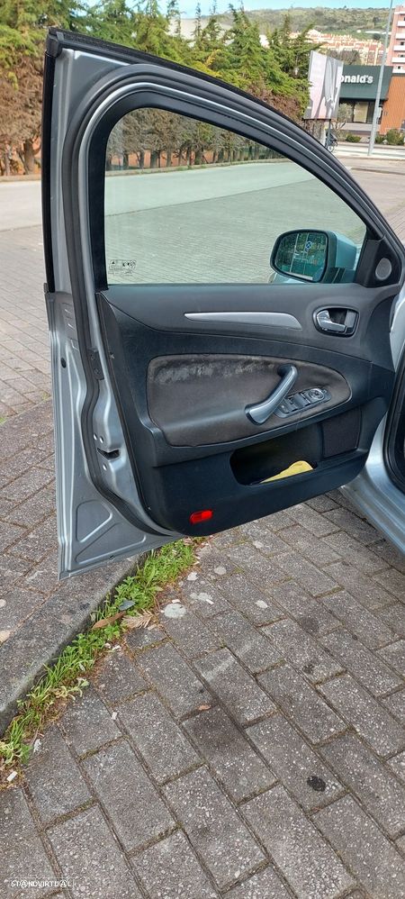 Ford Mondeo SW 1.8 TDCi Titanium ECOnetic - 5