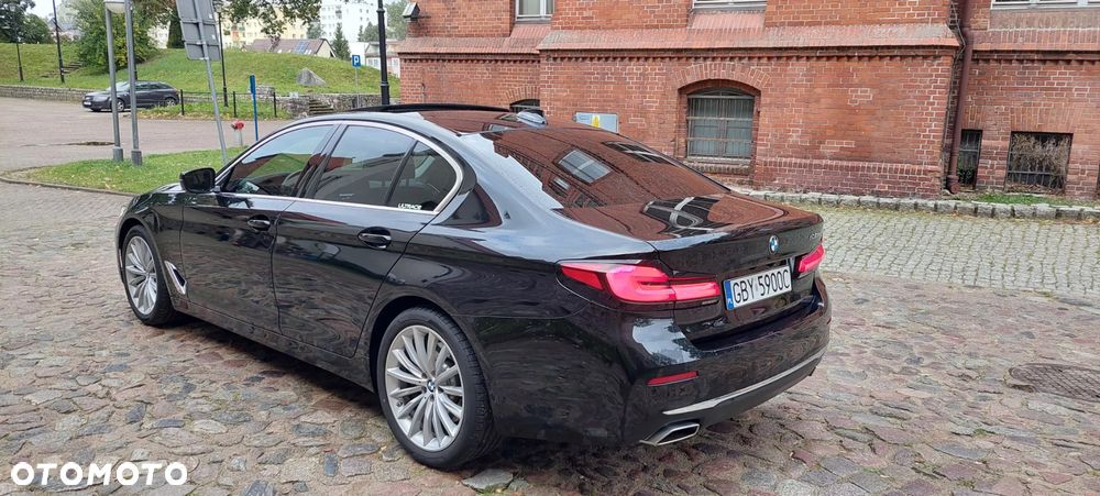 BMW Seria 5 530d Luxury Line - 13