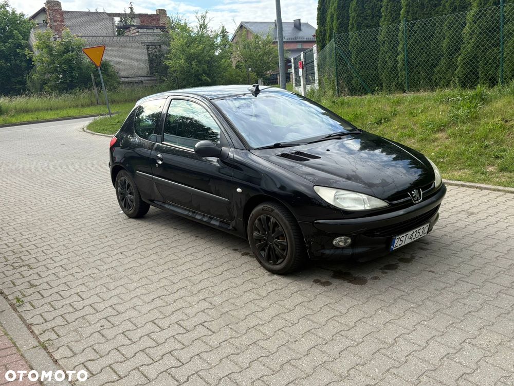 Peugeot 206 1.1 X-Design - 4