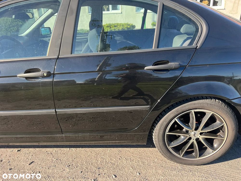 BMW Seria 3 318i - 21