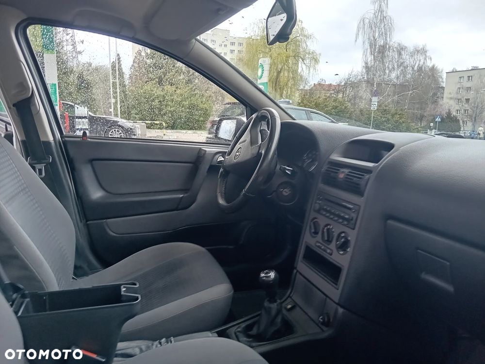 Opel Astra - 37