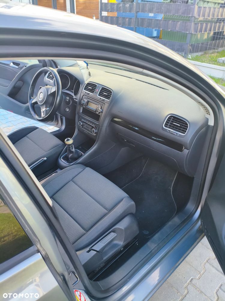 Volkswagen Golf 1.6 TDI BlueMot Comfortline - 11