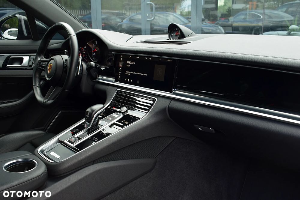 Porsche Panamera 4S GPF Executive - 10