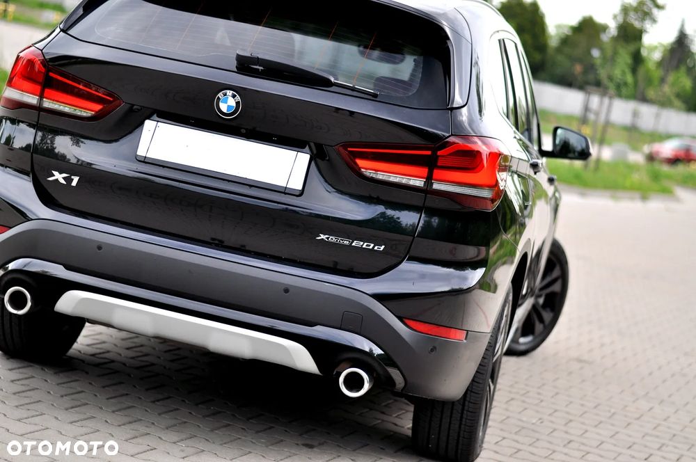 BMW X1 xDrive20d xLine sport - 13