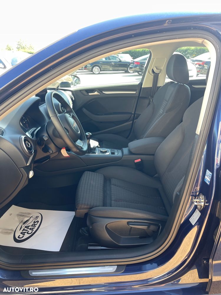Audi A3 2.0 TDI (clean diesel) Attraction - 29