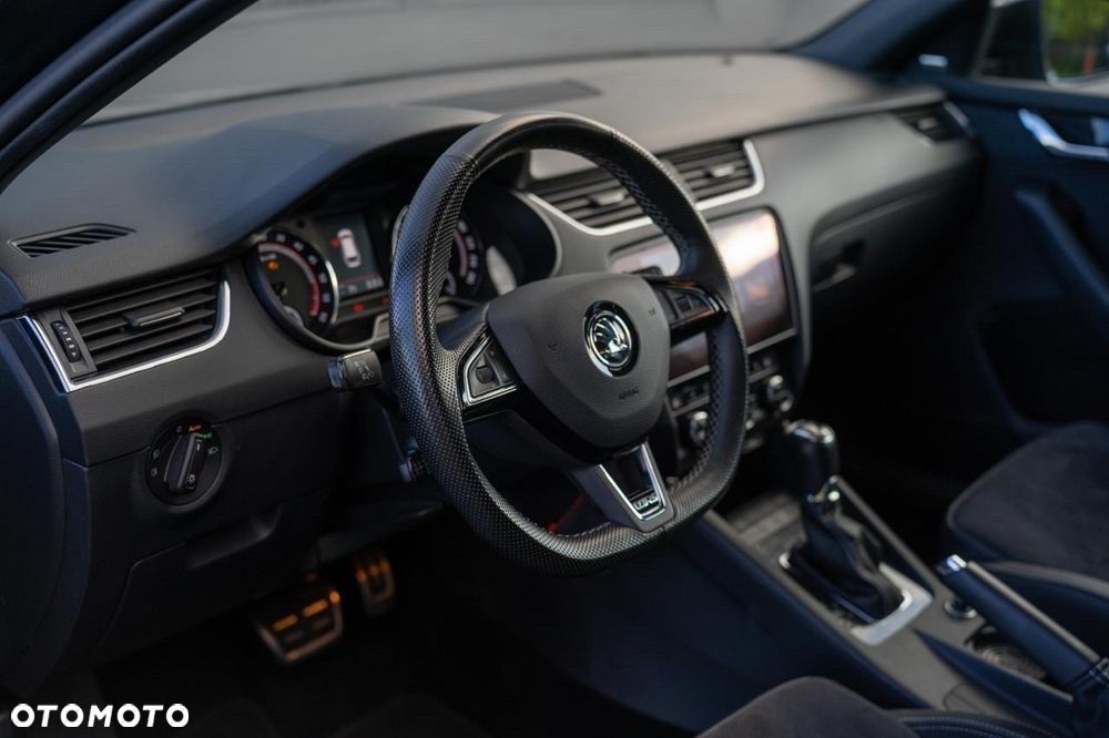Skoda Octavia 2.0 TDI RS Challenge DSG - 20