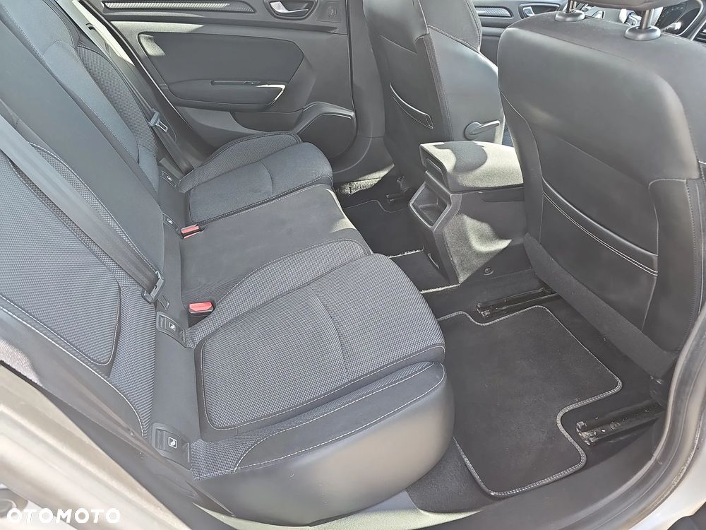 Renault Megane 1.5 Blue dCi Business - 22