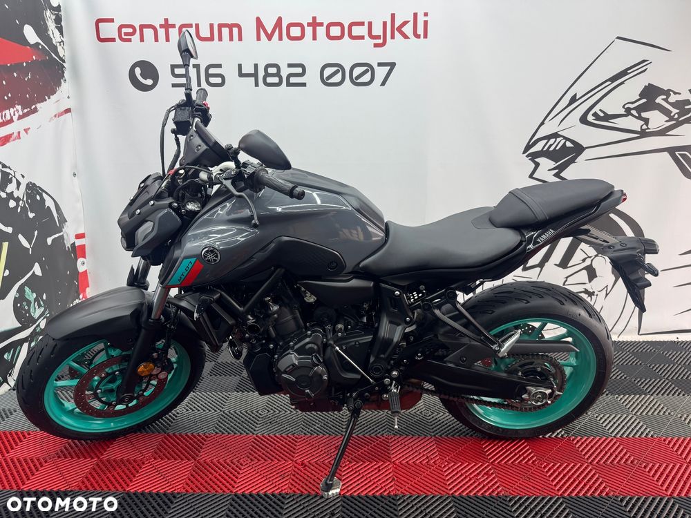 Yamaha MT - 6