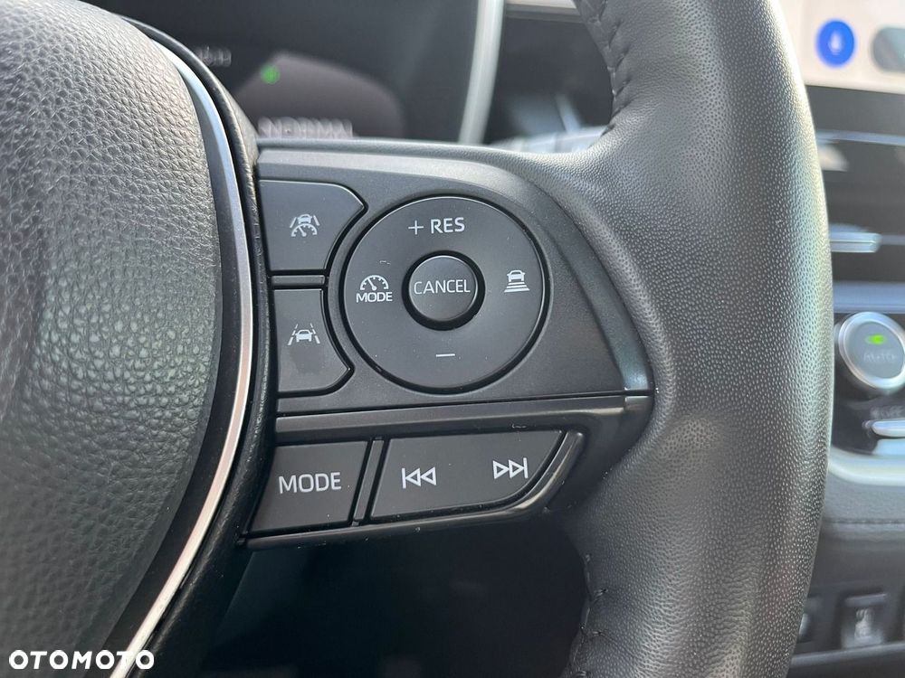 Toyota Corolla Cross 2.0 Hybrid Style AWD - 27