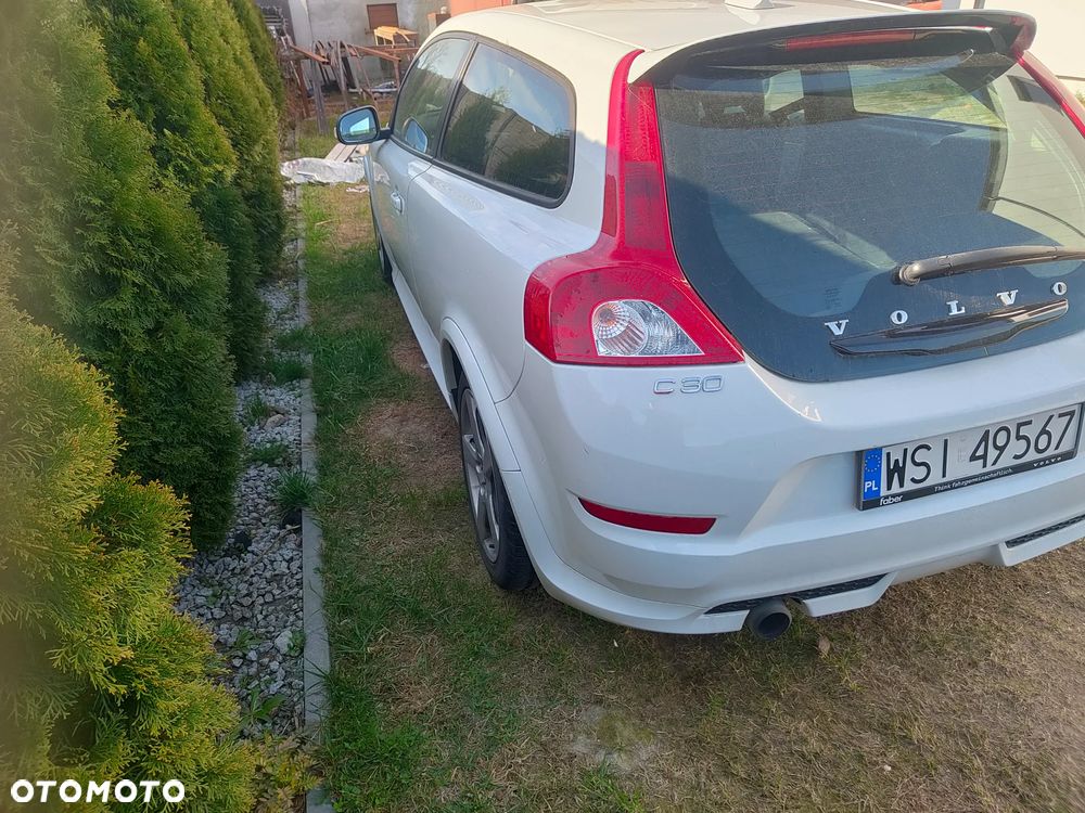 Volvo C30 D2 R-Design - 9