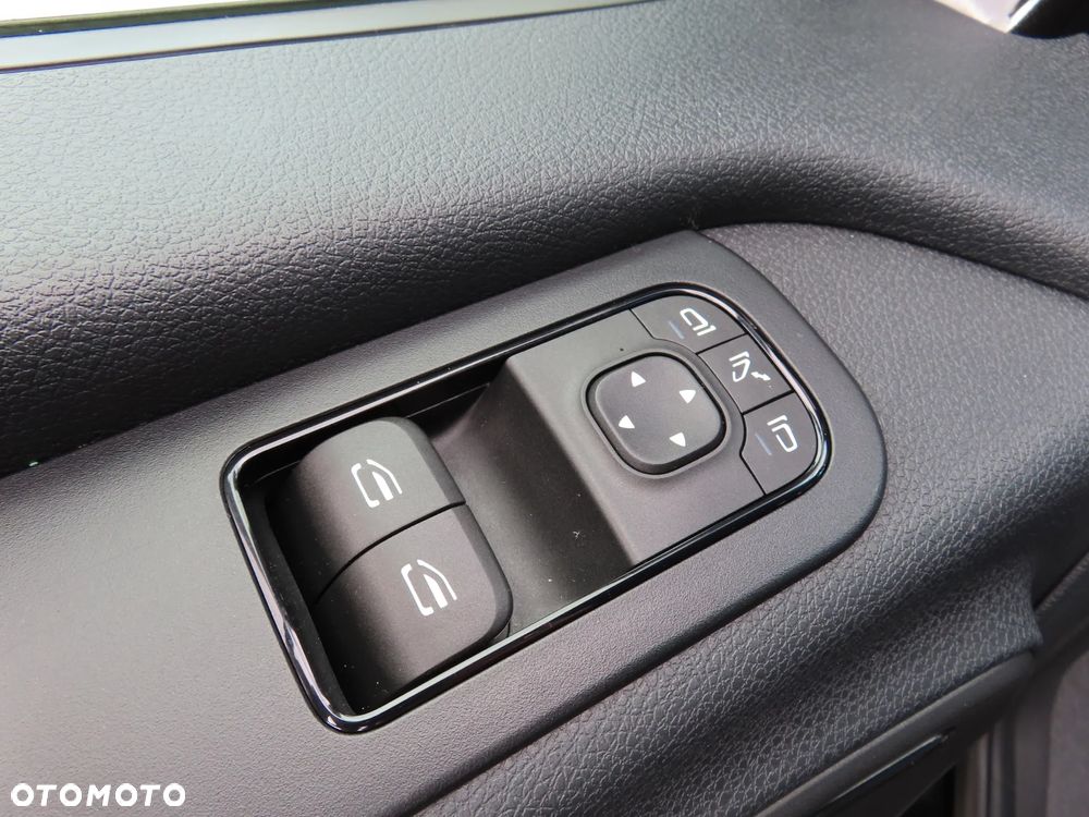 Mercedes-Benz Sprinter 319 CDI 190 KM 9G-Tronic Automat Model 907 AMG Panamericana GT AMG Furgon Blaszak Ekstra Długi LONG MAXI + 4800 mm Zawieszenie Tylne Pneumatyczne Adaptacyjne WZMACNIANY Rozstaw Osi 4325 mm Ładowność 941 Kg HAK 2800 Kg FULL Opcja Wyposażenia Stan Auta Nowy Jak Z Salonu OKAZJA DOSTEPNY I GOTOWY - 34