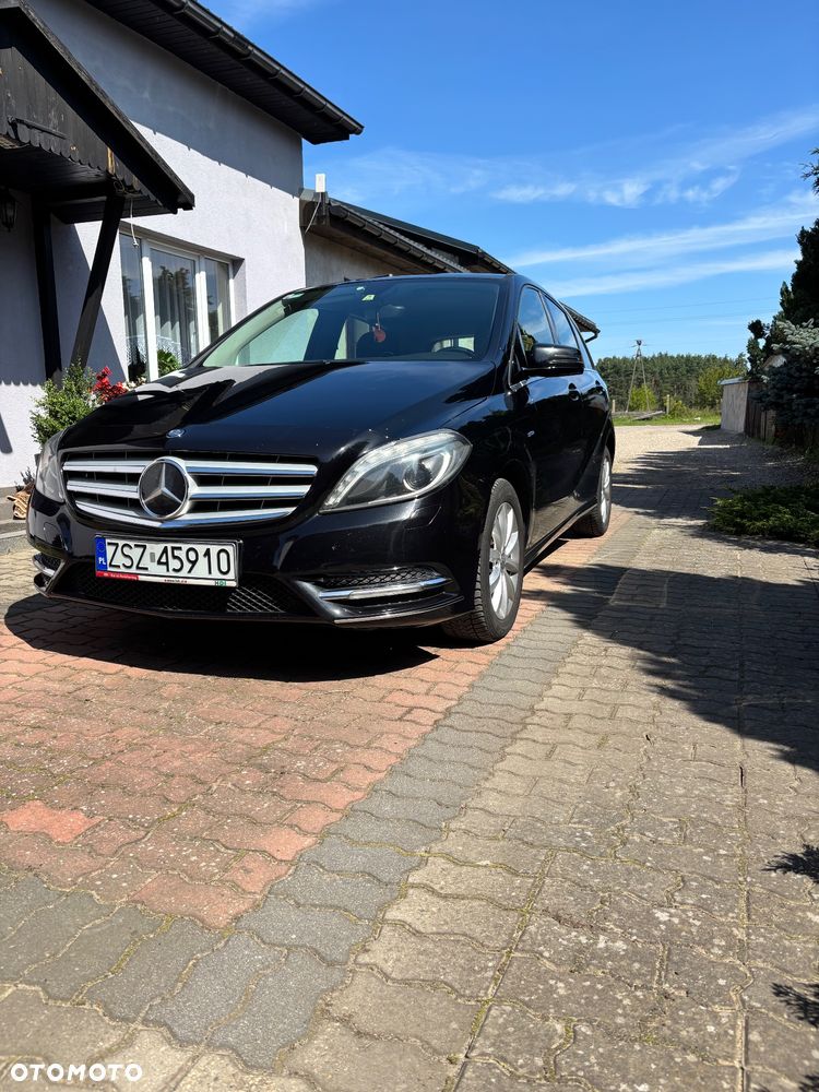 Mercedes-Benz Klasa B 200 CDI (BlueEFFICIENCY) - 4
